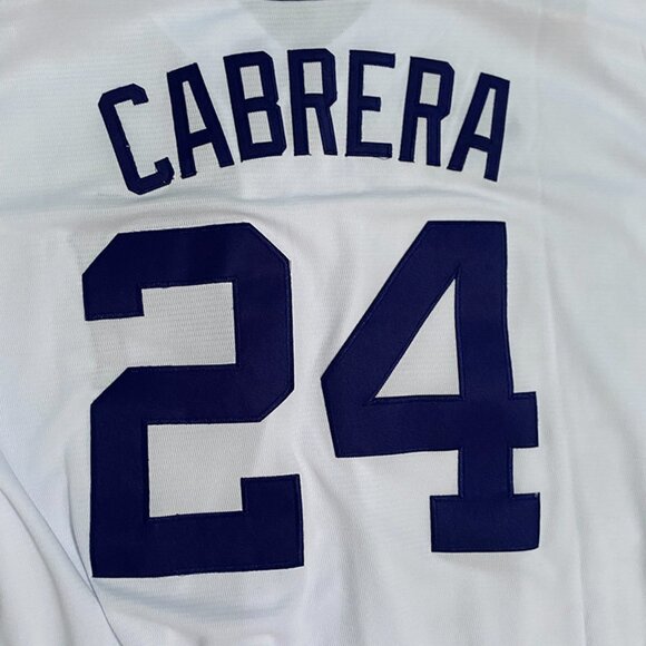 Miguel Cabrera Signed Detroit Tigers #24 Jersey NFL - Picture 7 of 8